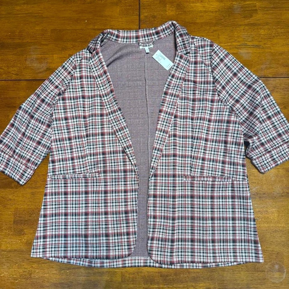 Maurices Womens 2X Plaid Blazer Burgundy Black White Short Sleeve Open Front
